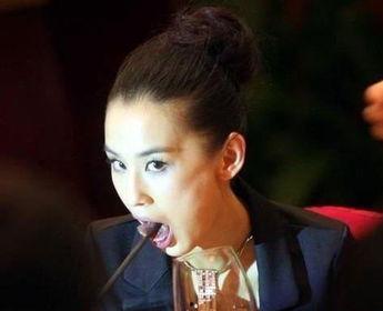 最火娱乐明星吃瓜视频在线观看,最火明星吃瓜视频大揭秘